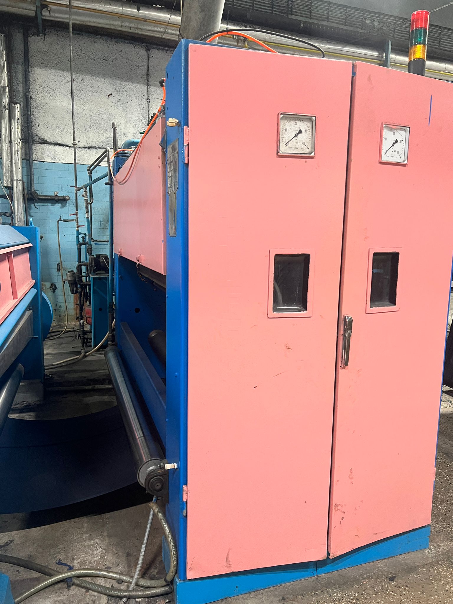 WhatsApp Image 2025-10-29 at 16.09.36